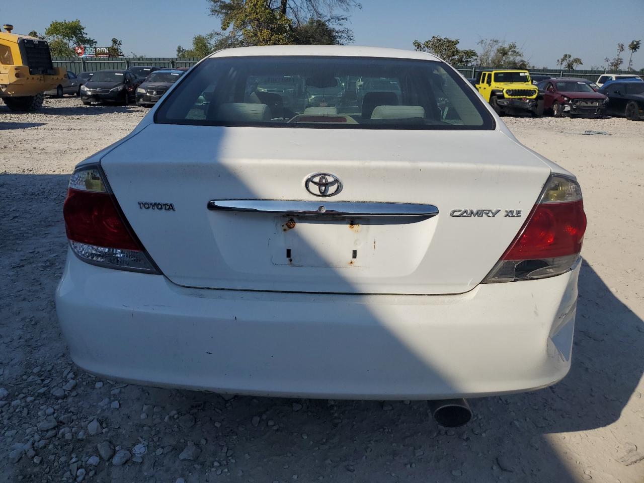 4T1BE30K75U620594 2005 Toyota Camry Le