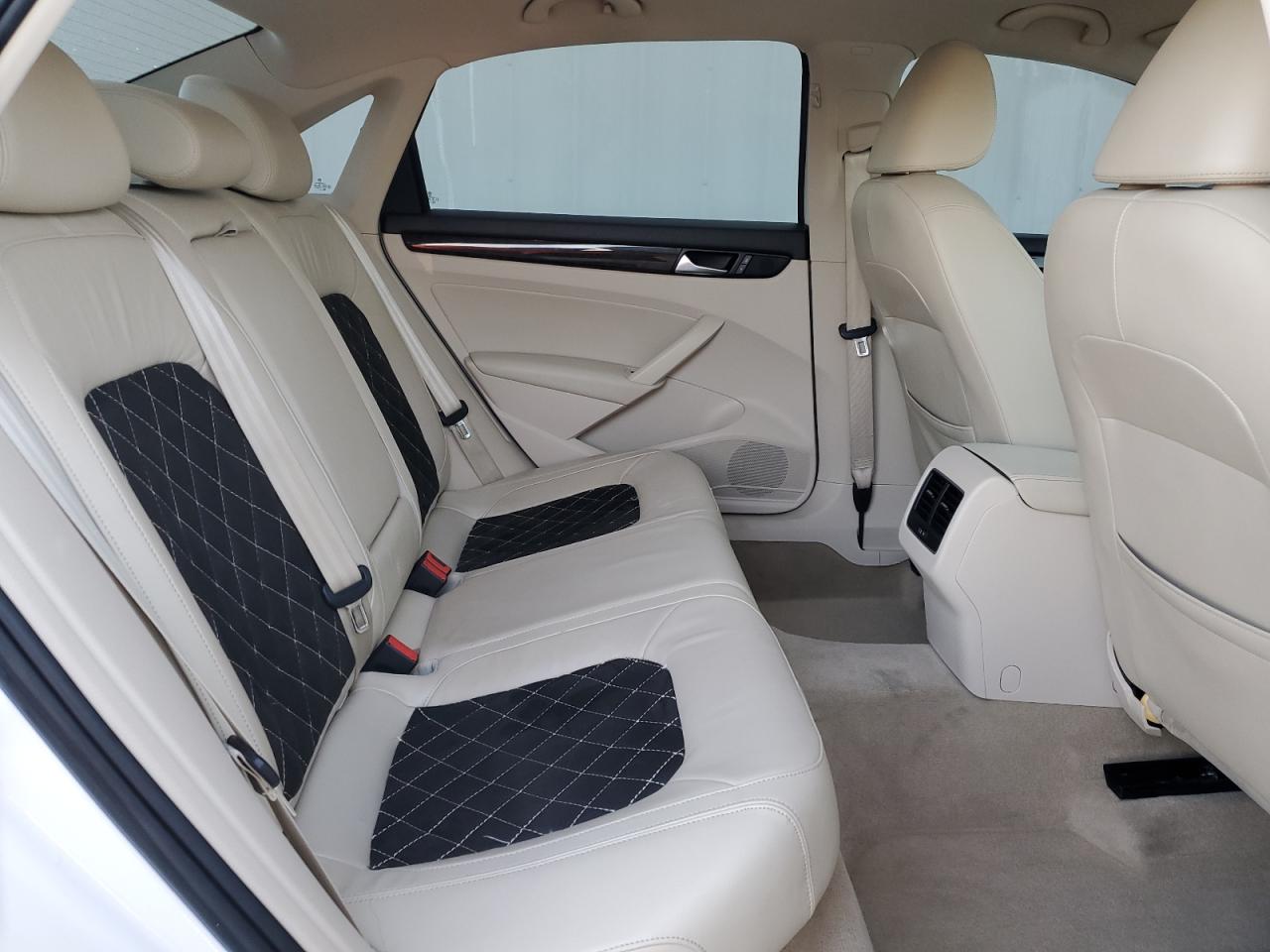 2014 Volkswagen Passat Sel VIN: 1VWCN7A31EC045175 Lot: 75827934