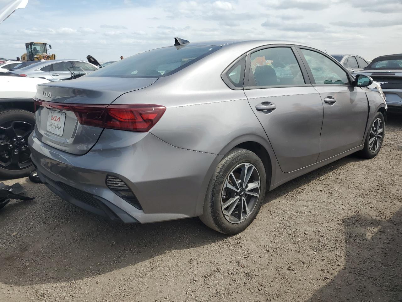 2023 Kia Forte - Image 3