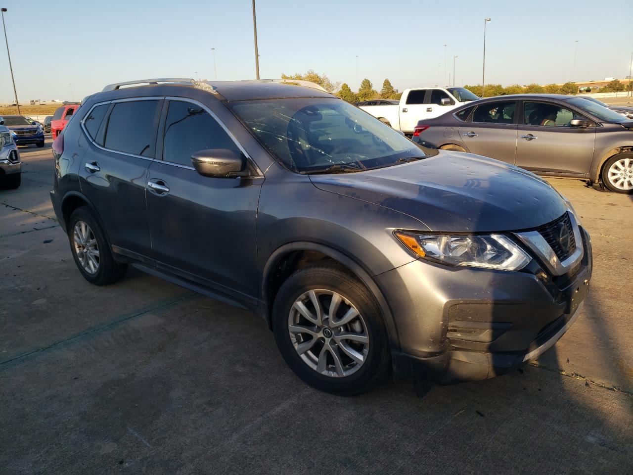 2020 Nissan Rogue - Image 4