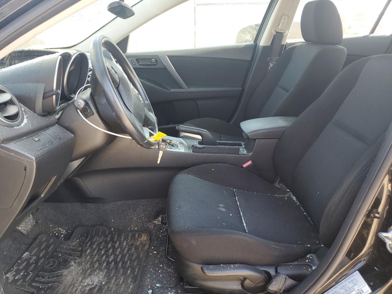 JM1BL1UF1B1902013 2011 Mazda 3 I