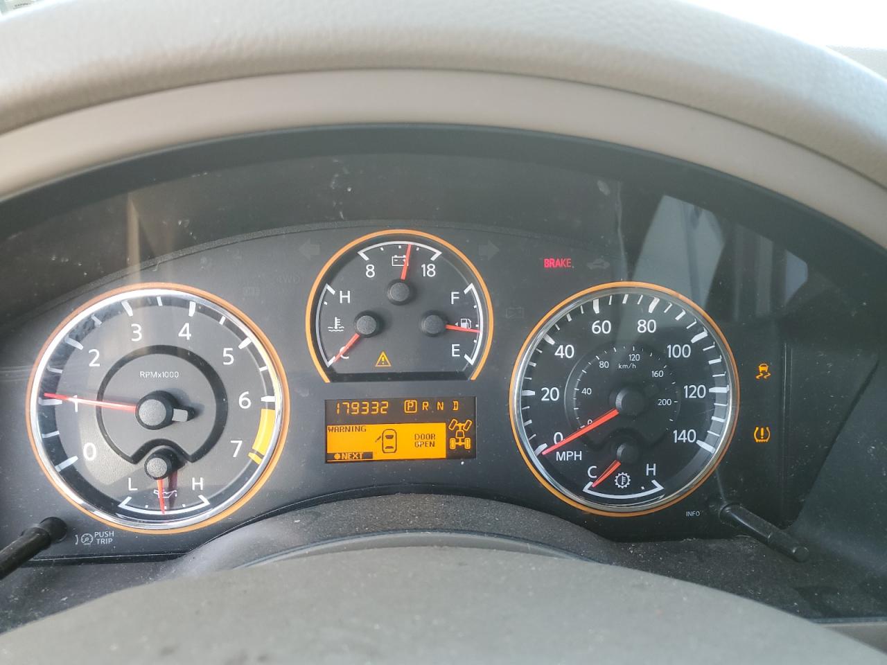 2014 Nissan Armada Platinum VIN: 5N1AA0NE0EN611786 Lot: 76112044