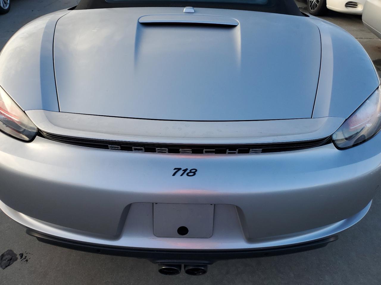 2019 Porsche Boxster - Image 11