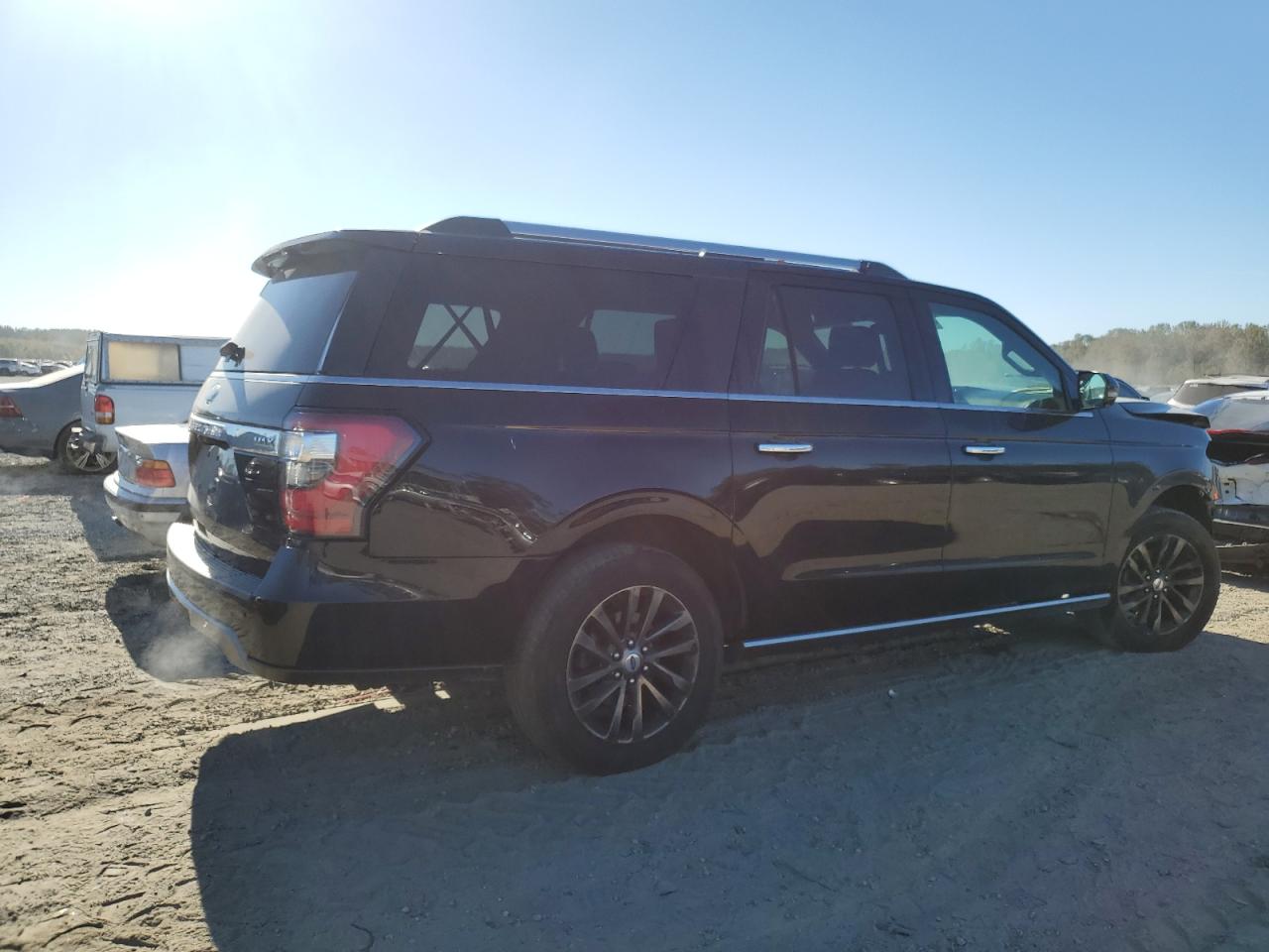 2019 Ford Expedition - Image 3