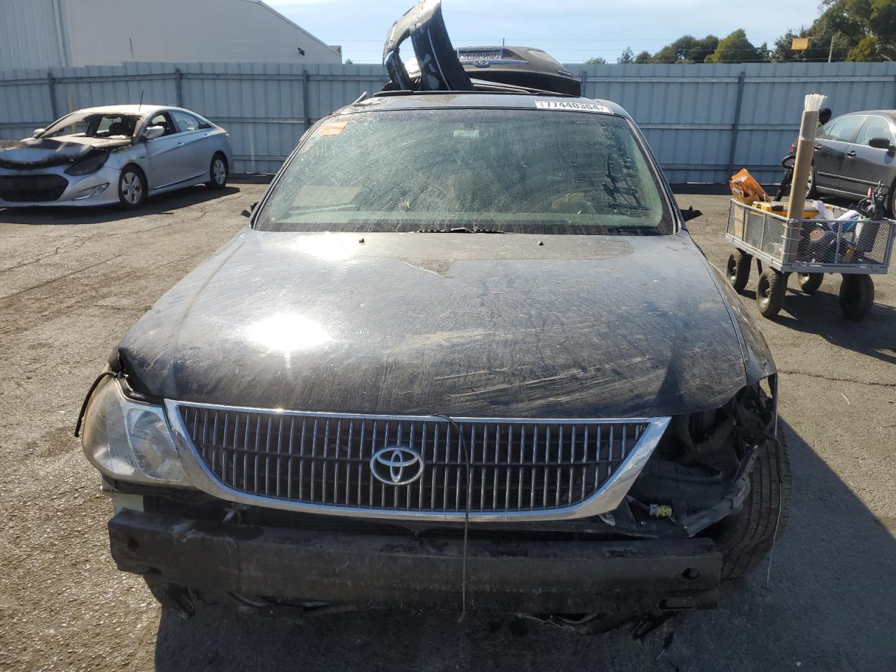2000 Toyota Avalon - Image 5