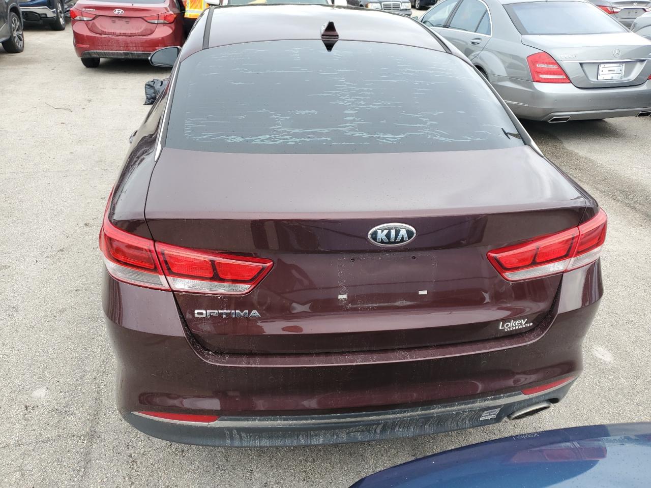 5XXGT4L37JG271074 2018 Kia Optima Lx