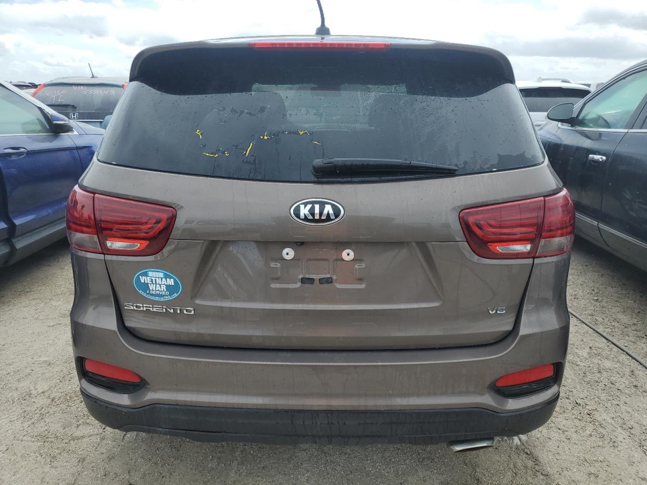 2019 Kia Sorento - Image 6