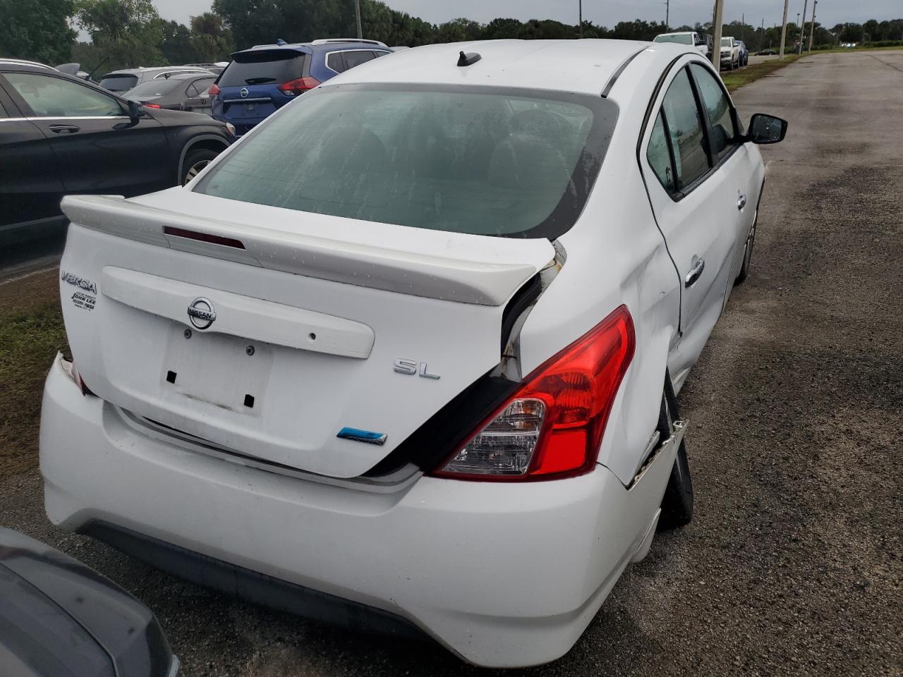 2015 Nissan Versa S VIN: 3N1CN7AP4FL869038 Lot: 75447304