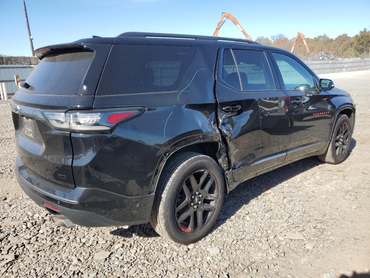 2018 Chevrolet Traverse - Image 3