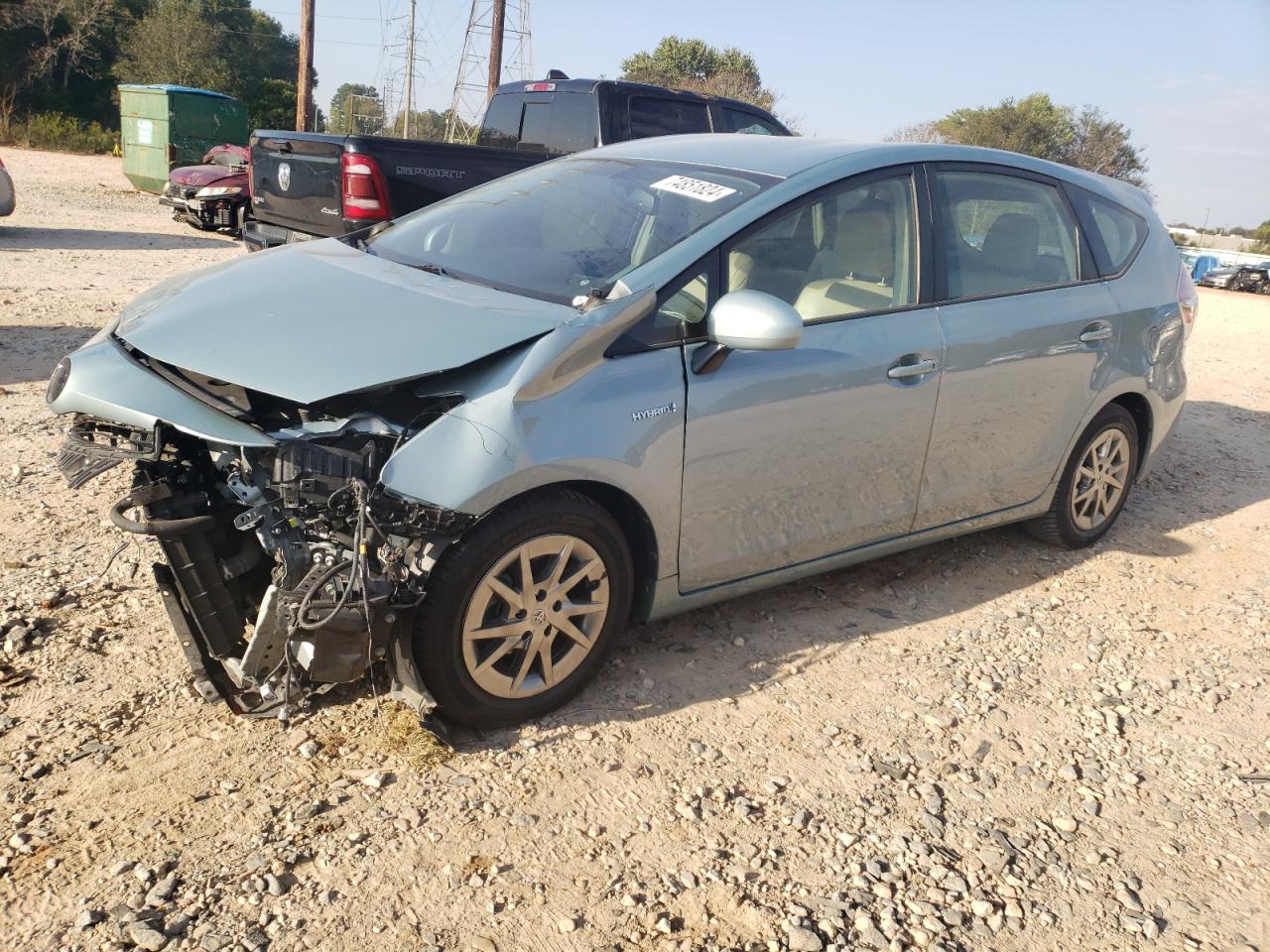 JTDZN3EU4HJ056809 2017 Toyota Prius V