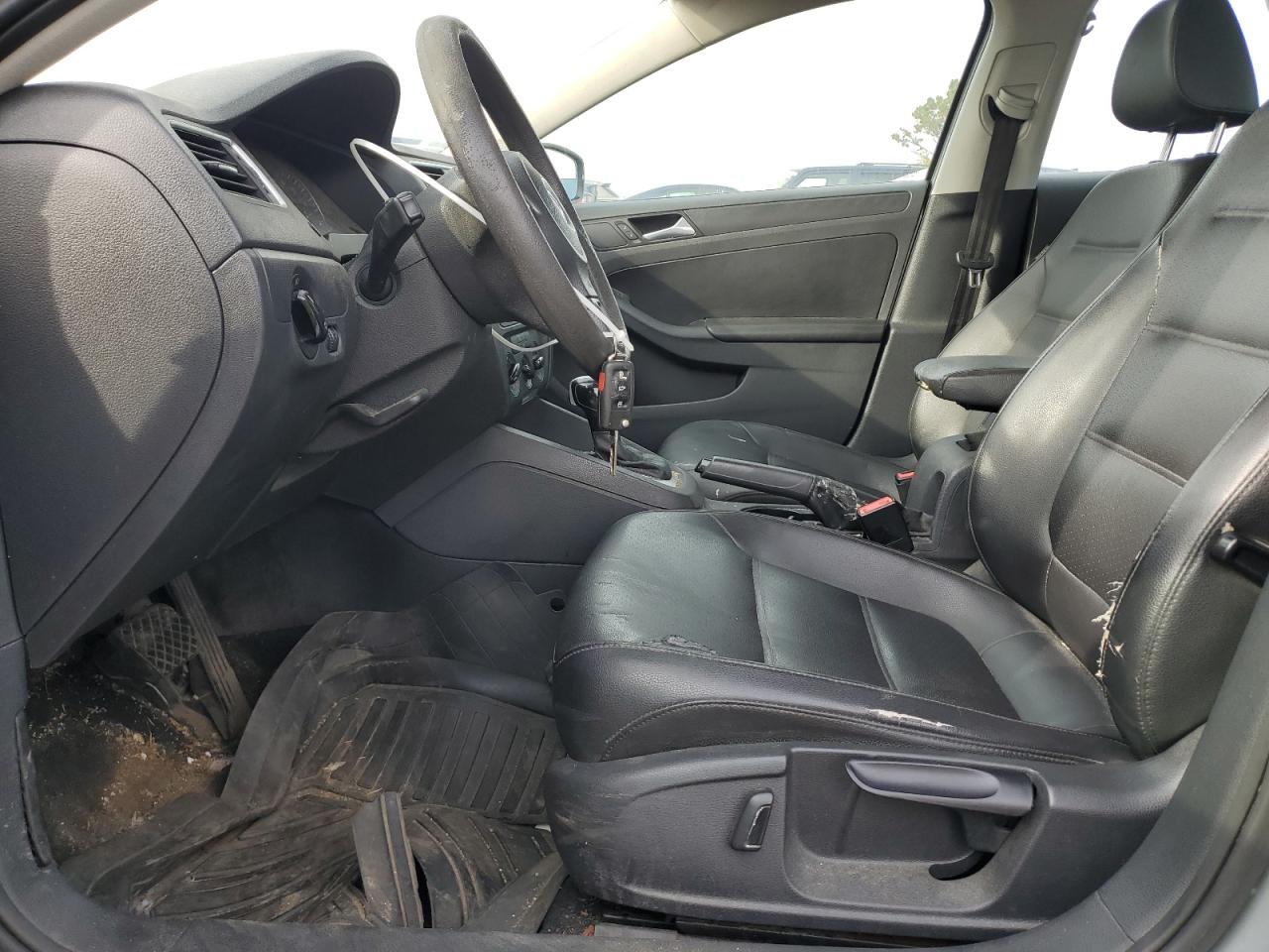 2014 Volkswagen Jetta - Image 7