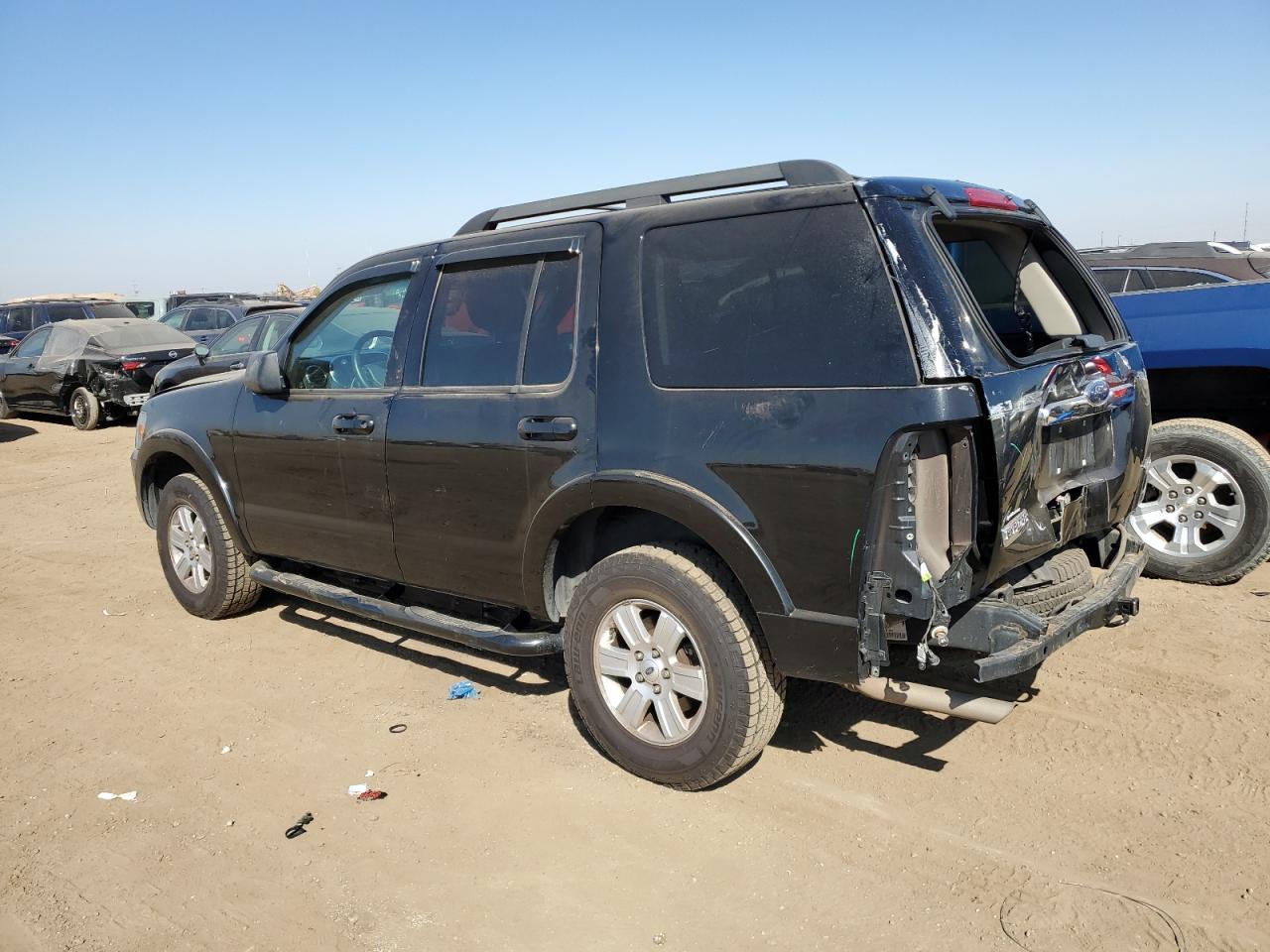 2009 Ford Explorer - Image 2