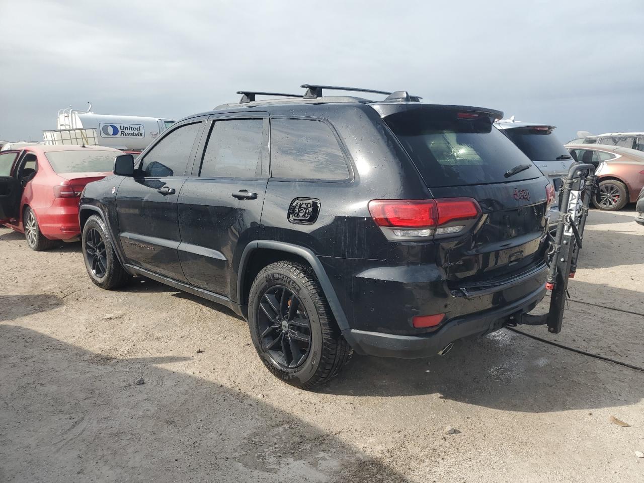 2017 Jeep Grand Cherokee - Image 2