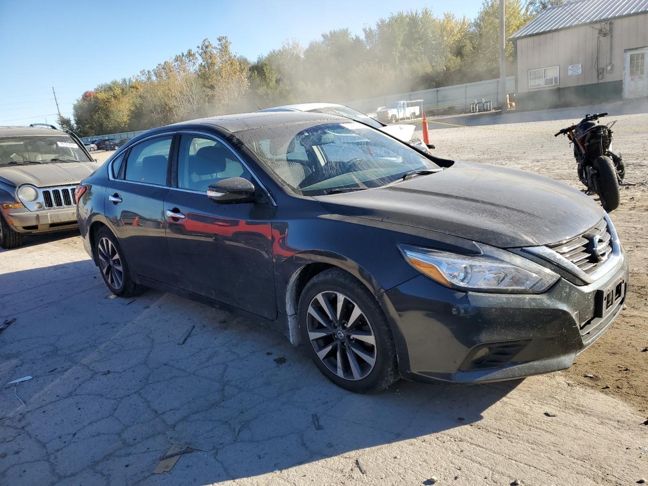 VIN 1N4AL3AP9GC188377 2016 NISSAN ALTIMA no.4