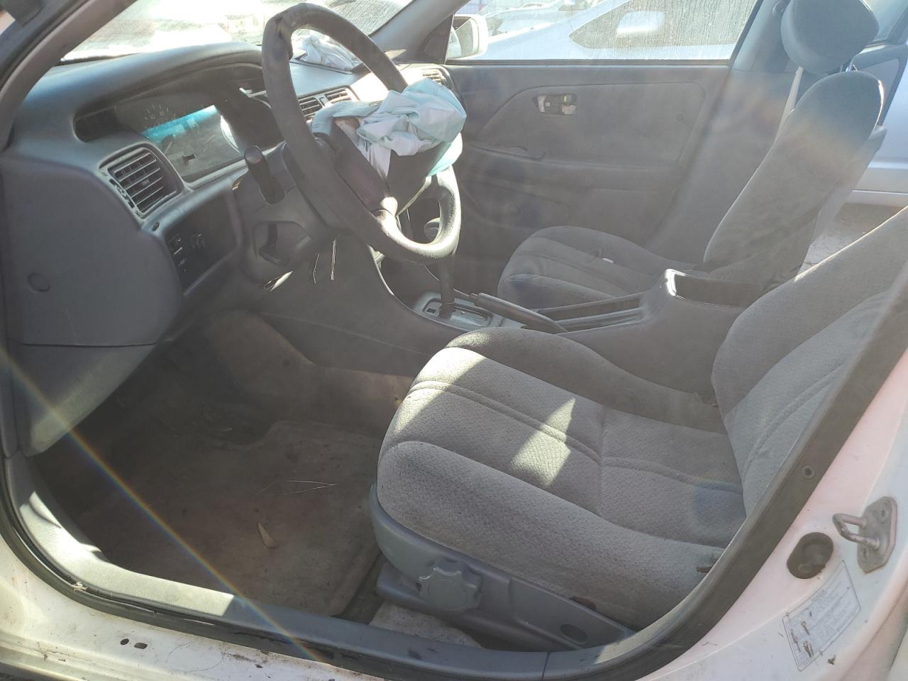 2001 Toyota Camry - Image 7
