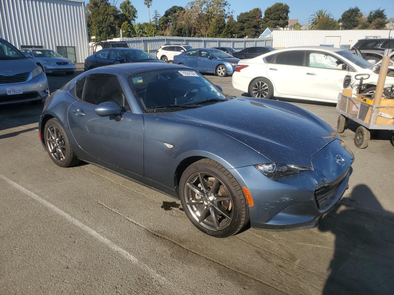 2017 Mazda MX-5 - Image 4