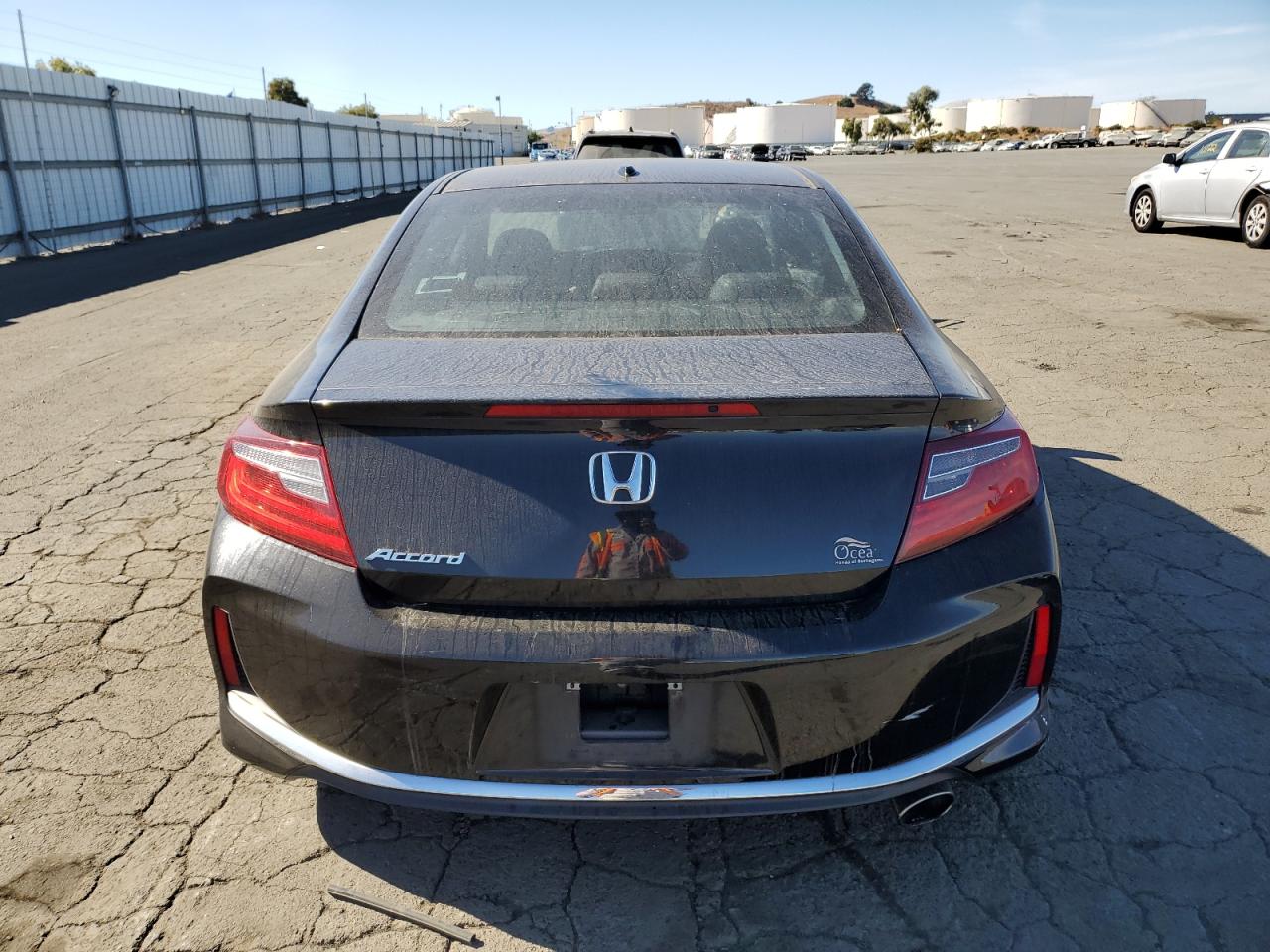 2017 Honda Accord Exl VIN: 1HGCT1B81HA010315 Lot: 76916984