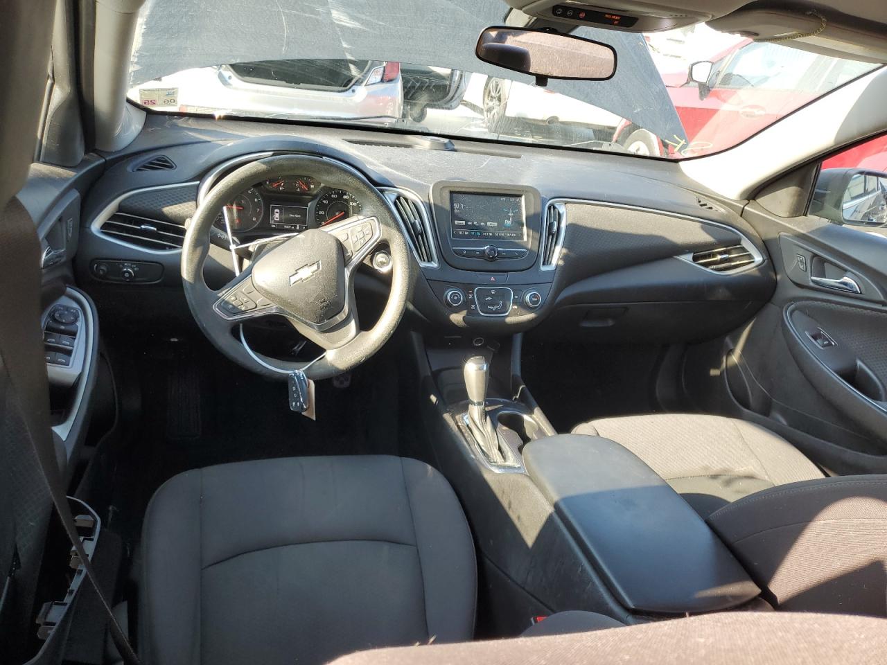 2017 Chevrolet Malibu - Image 8