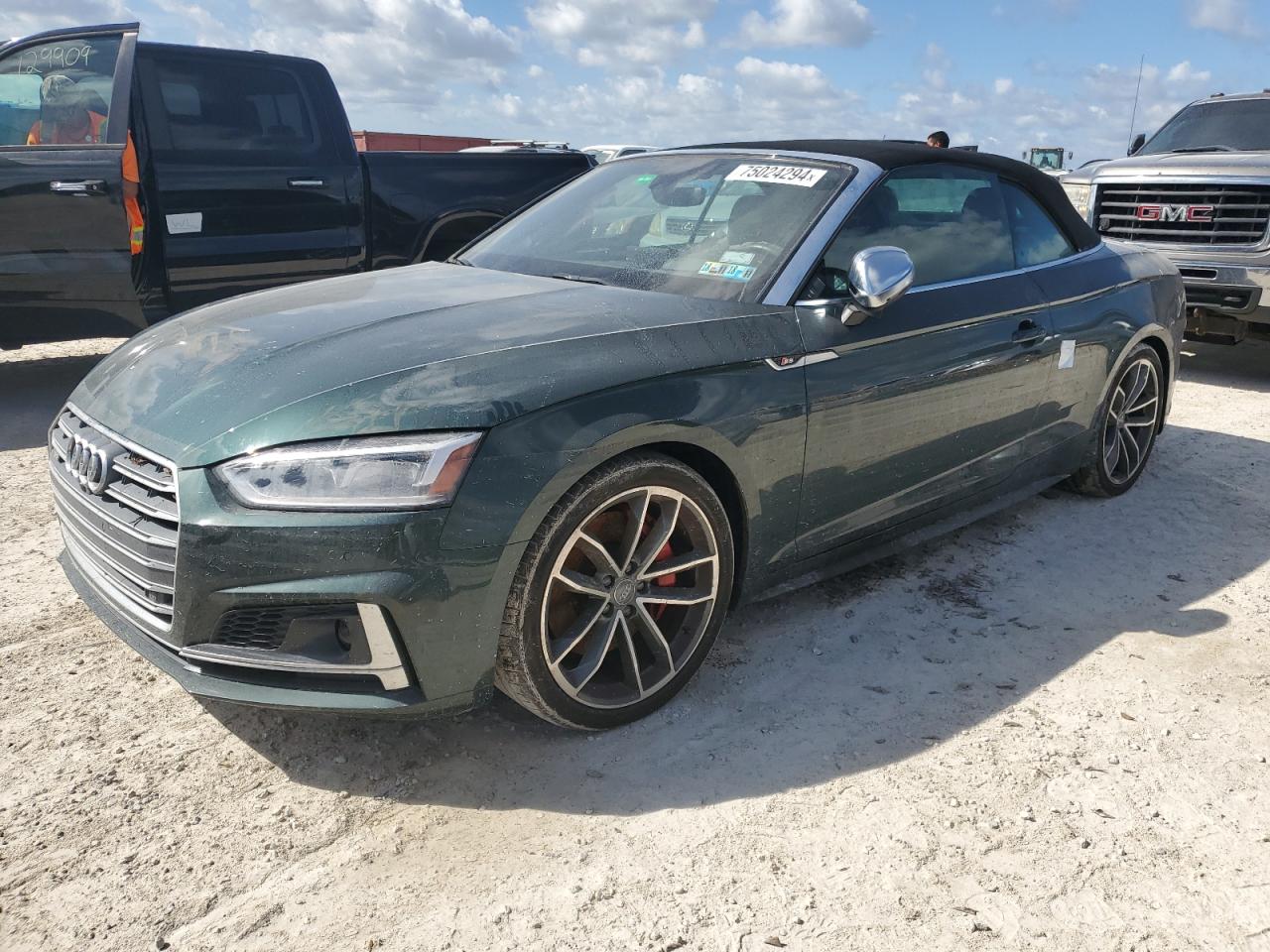 WAU24GF53JN010760 2018 Audi S5 Prestige