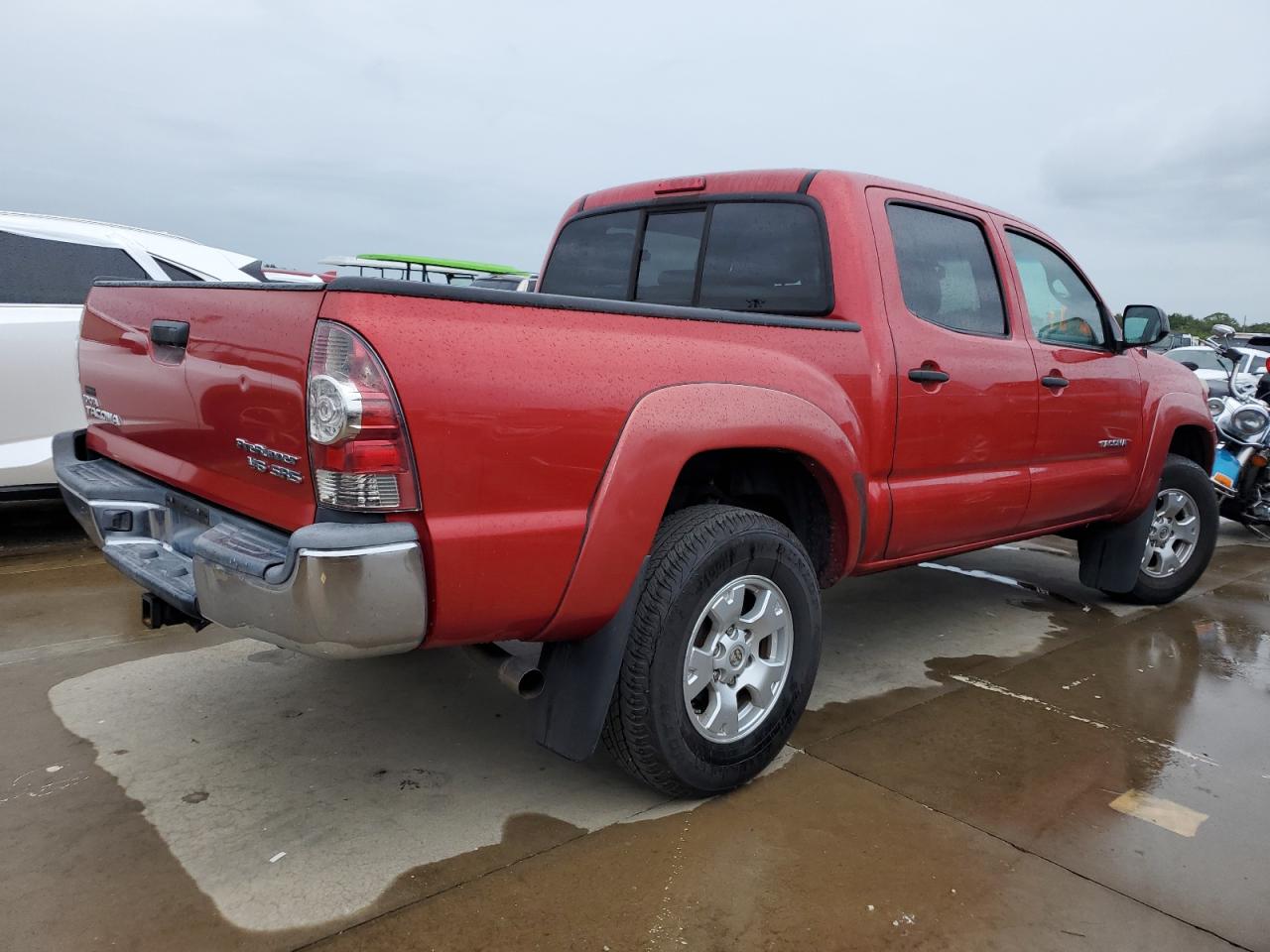 2013 Toyota Tacoma - Image 3