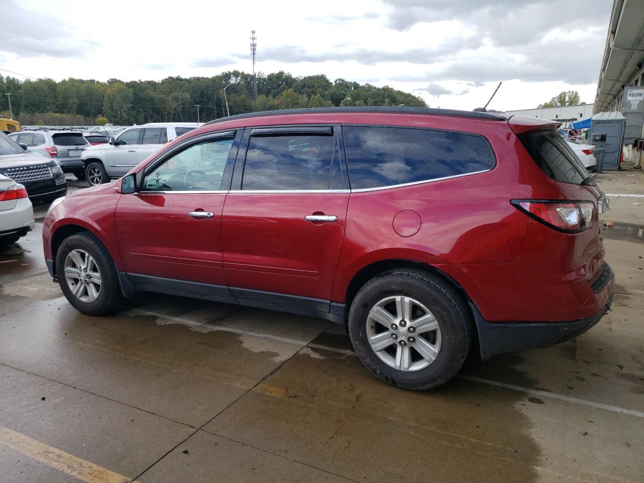 2014 Chevrolet Traverse - Image 2