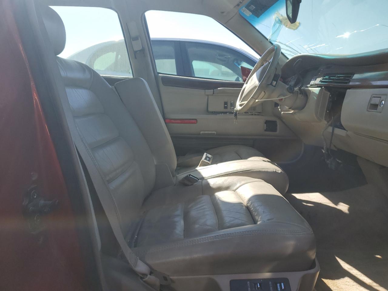 1996 Cadillac Deville VIN: 1G6KD52Y2TU293736 Lot: 72339864