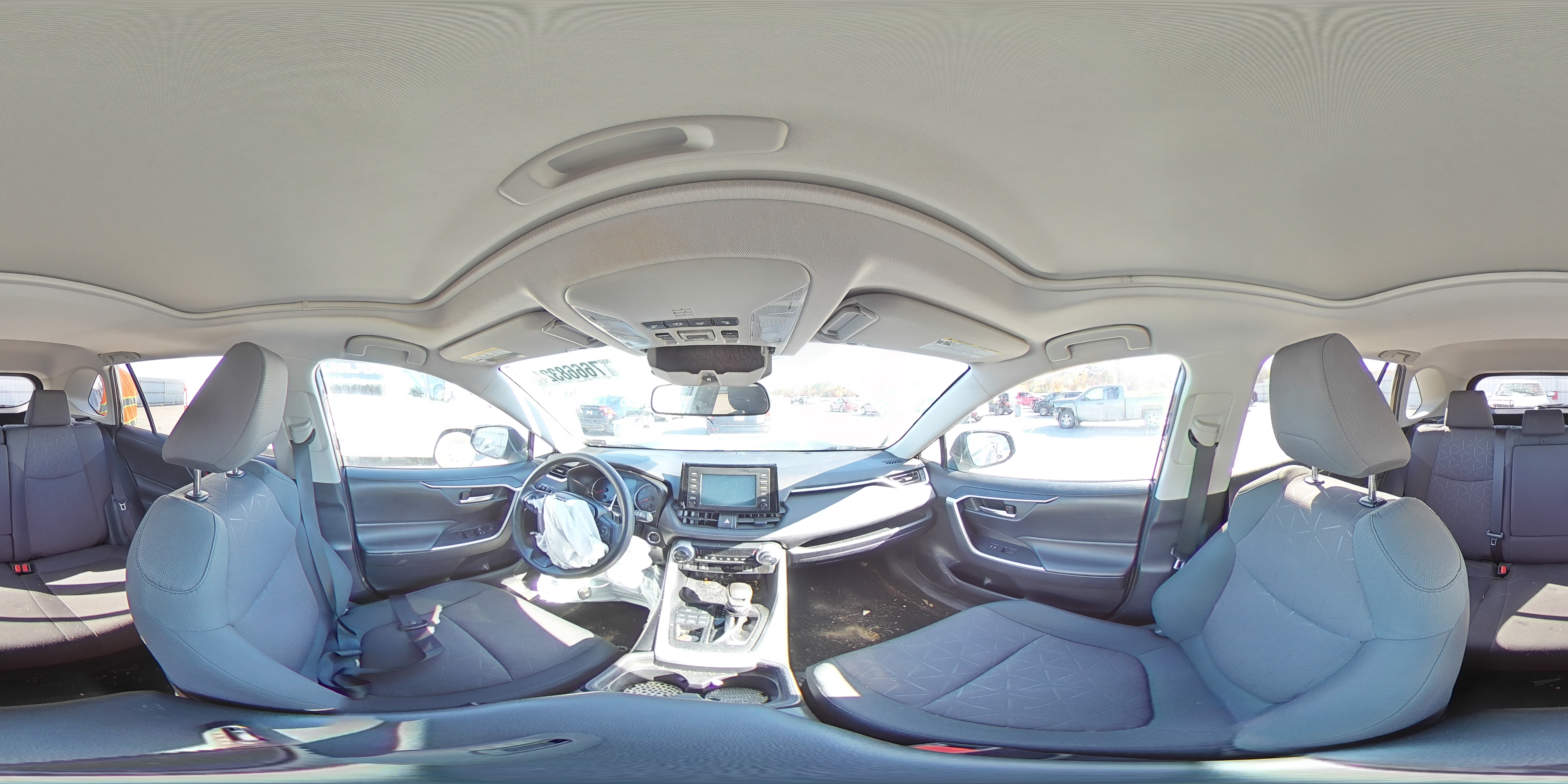2019 Toyota RAV 4 - Image 14