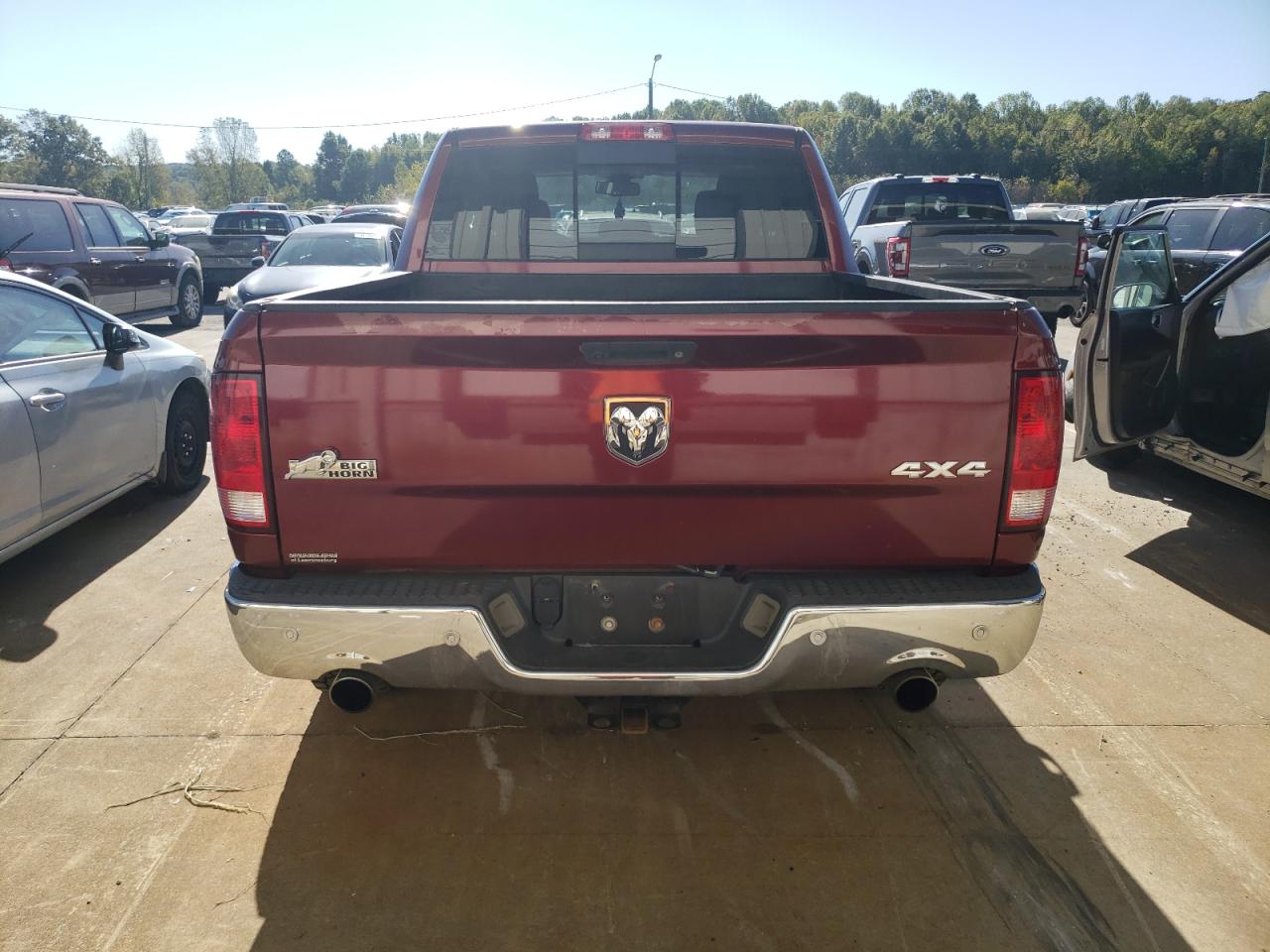 2016 Ram 1500 Slt VIN: 3C6RR7LT0GG338801 Lot: 74001324