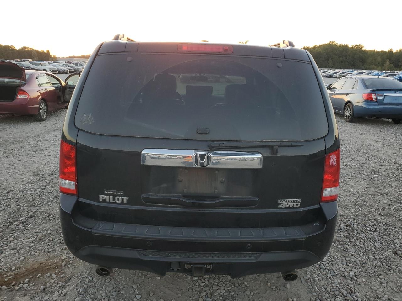 5FNYF4H97FB053137 2015 Honda Pilot Touring