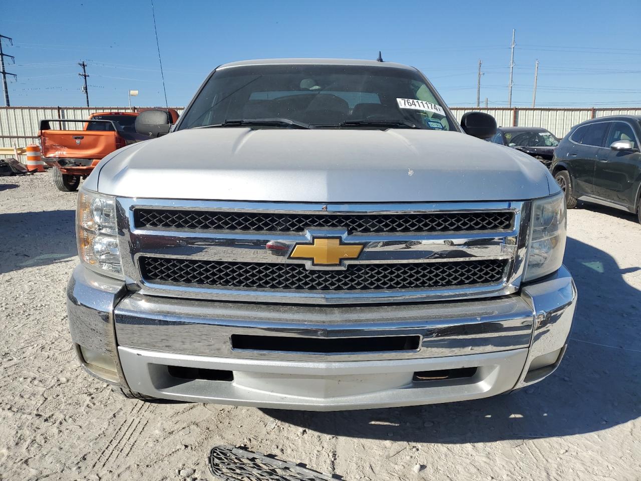 2013 Chevrolet Silverado - Image 5