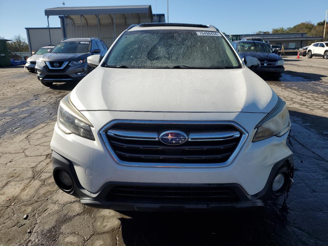 2018 Subaru Outback - Image 5