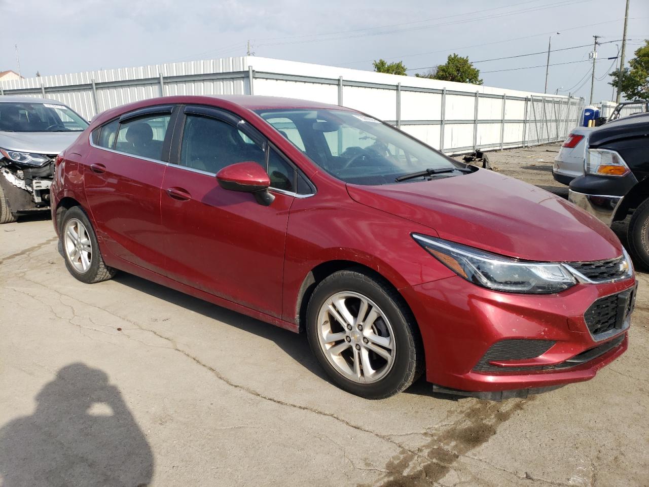 3G1BE6SM6JS651777 2018 Chevrolet Cruze Lt