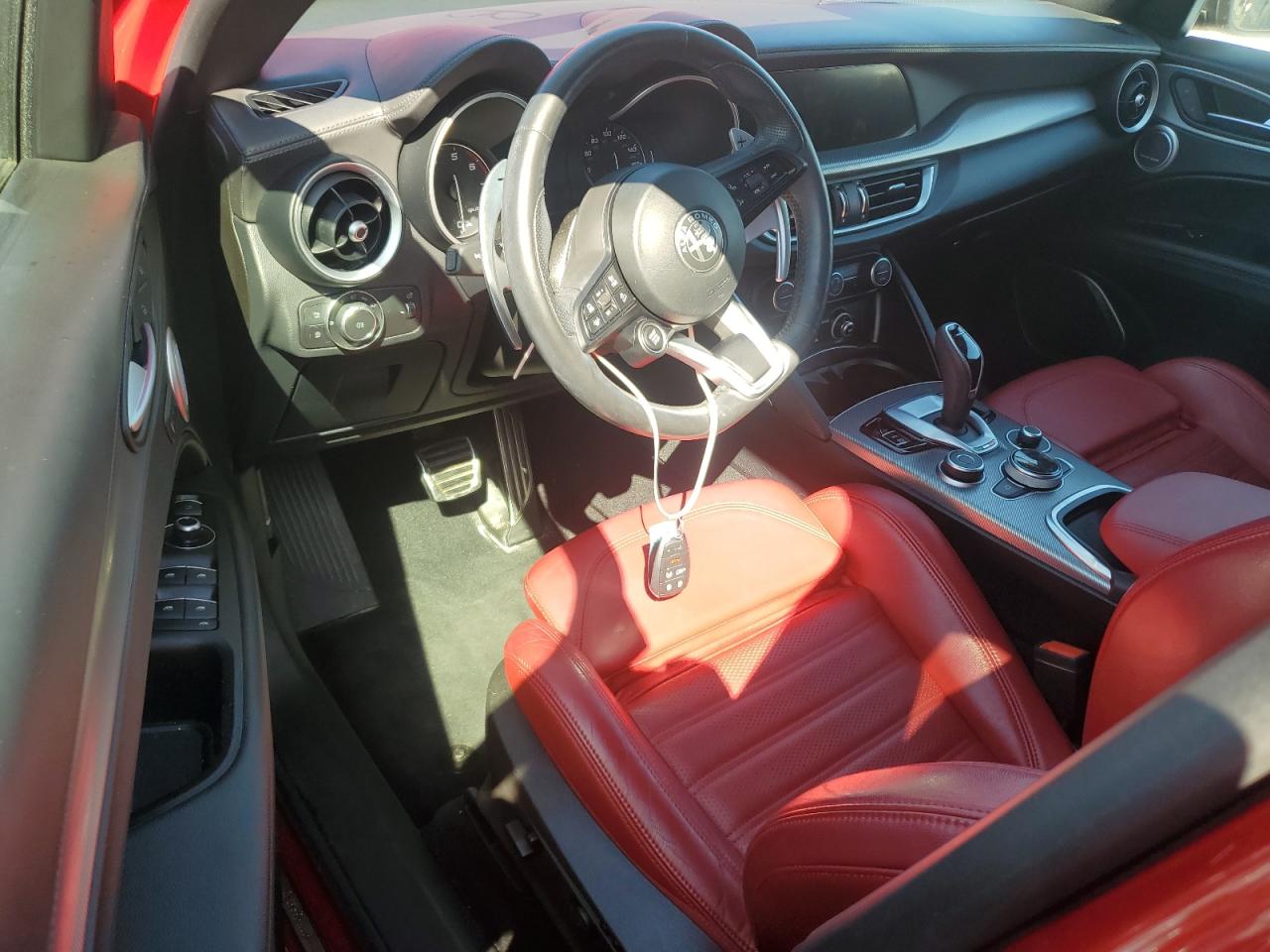 2022 Alfa Romeo Stelvio Ti VIN: ZASPAKBN6N7D25628 Lot: 74698514
