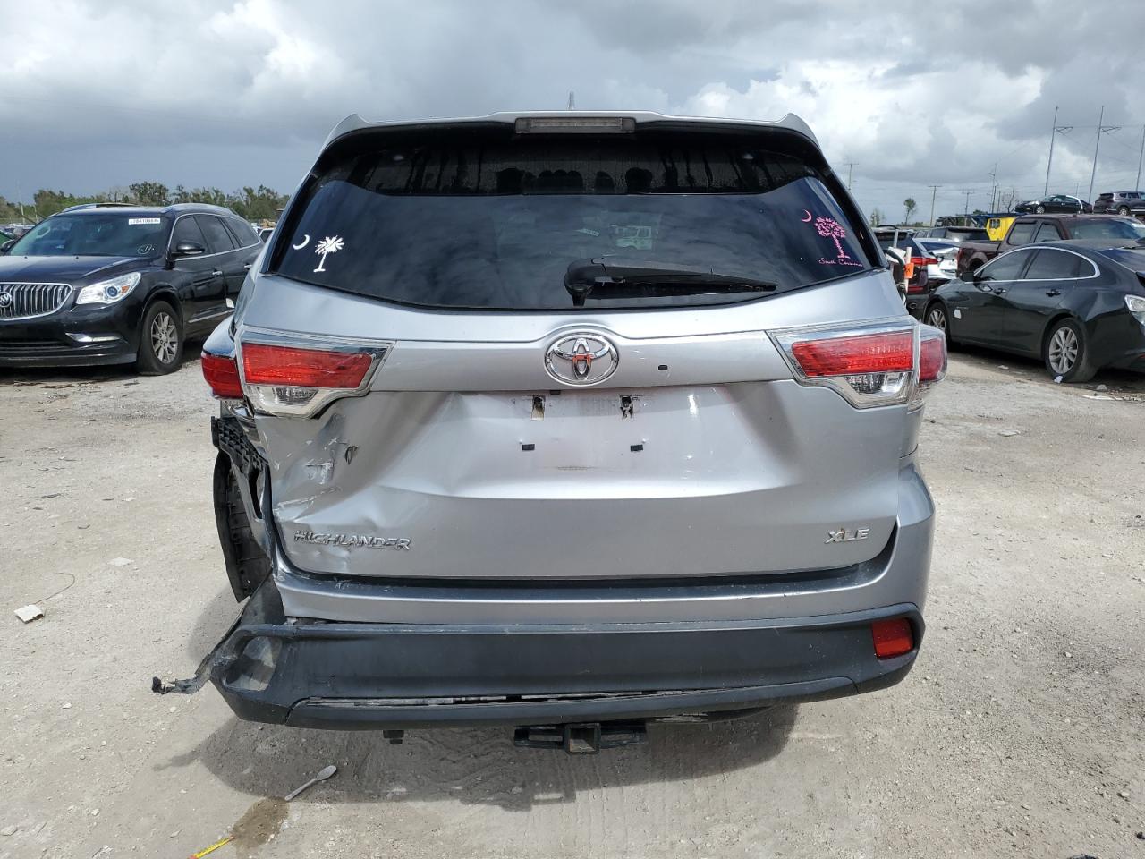 2016 Toyota Highlander Xle VIN: 5TDKKRFH1GS501412 Lot: 78188314