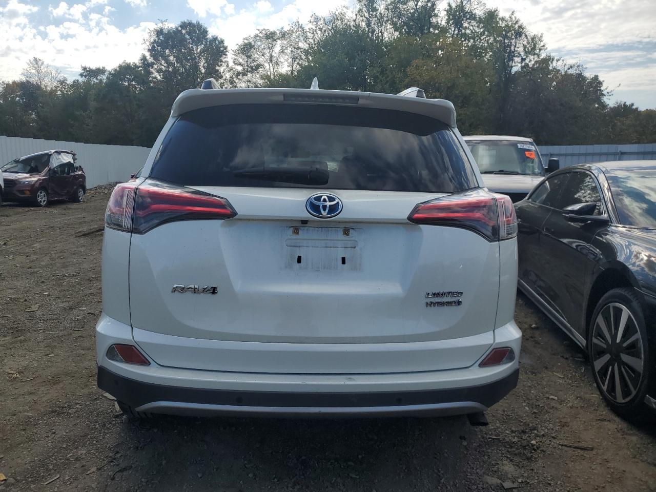 JTMDJREV9JD172223 2018 Toyota Rav4 Hv Limited