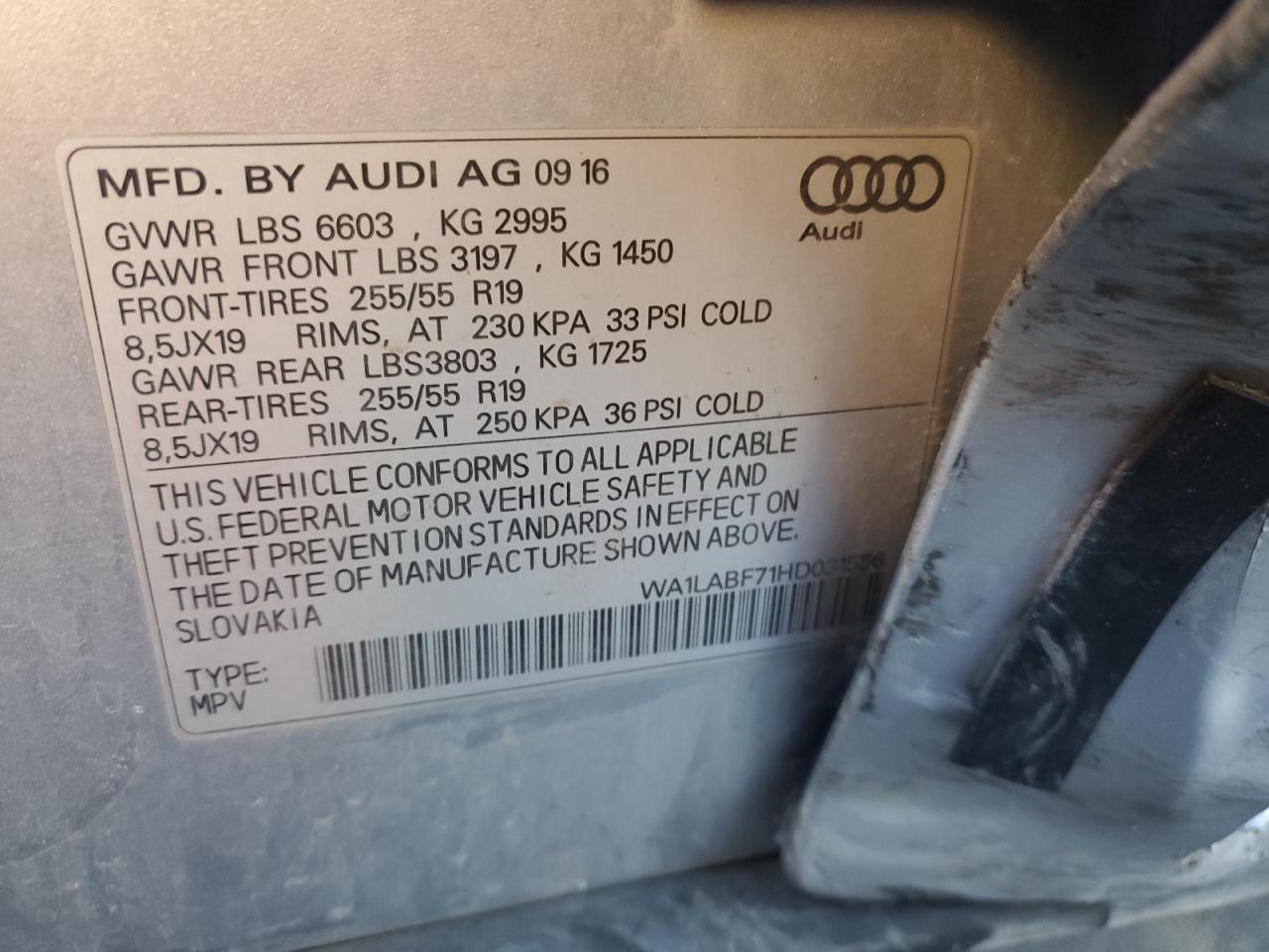 WA1LABF71HD031556 2017 Audi Q7 Premium Plus