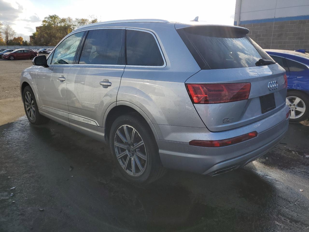 2019 Audi Q7 - Image 2