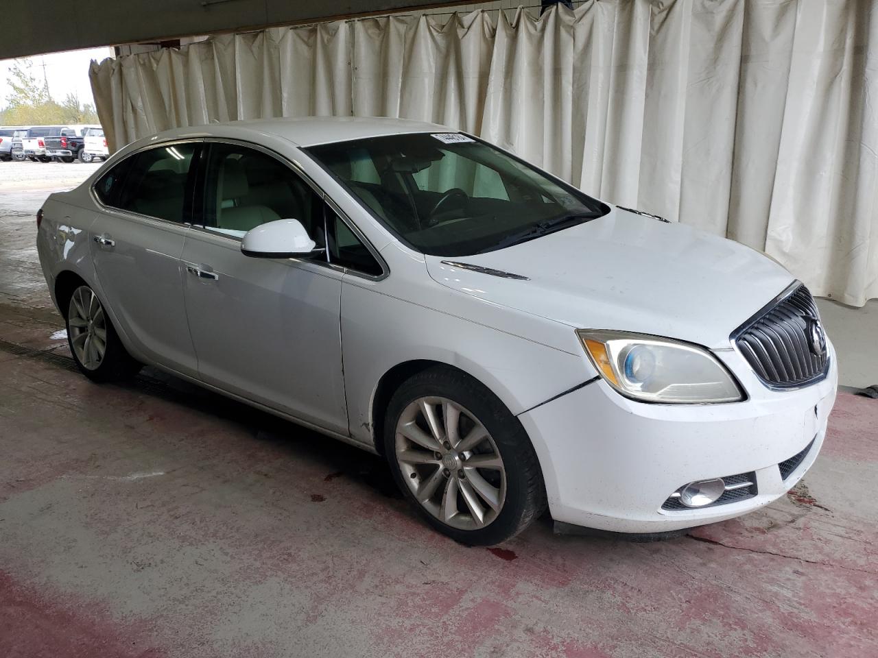 VIN 1G4PP5SK1E4102053 2014 BUICK VERANO no.4