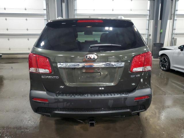  KIA SORENTO 2012 Зеленый