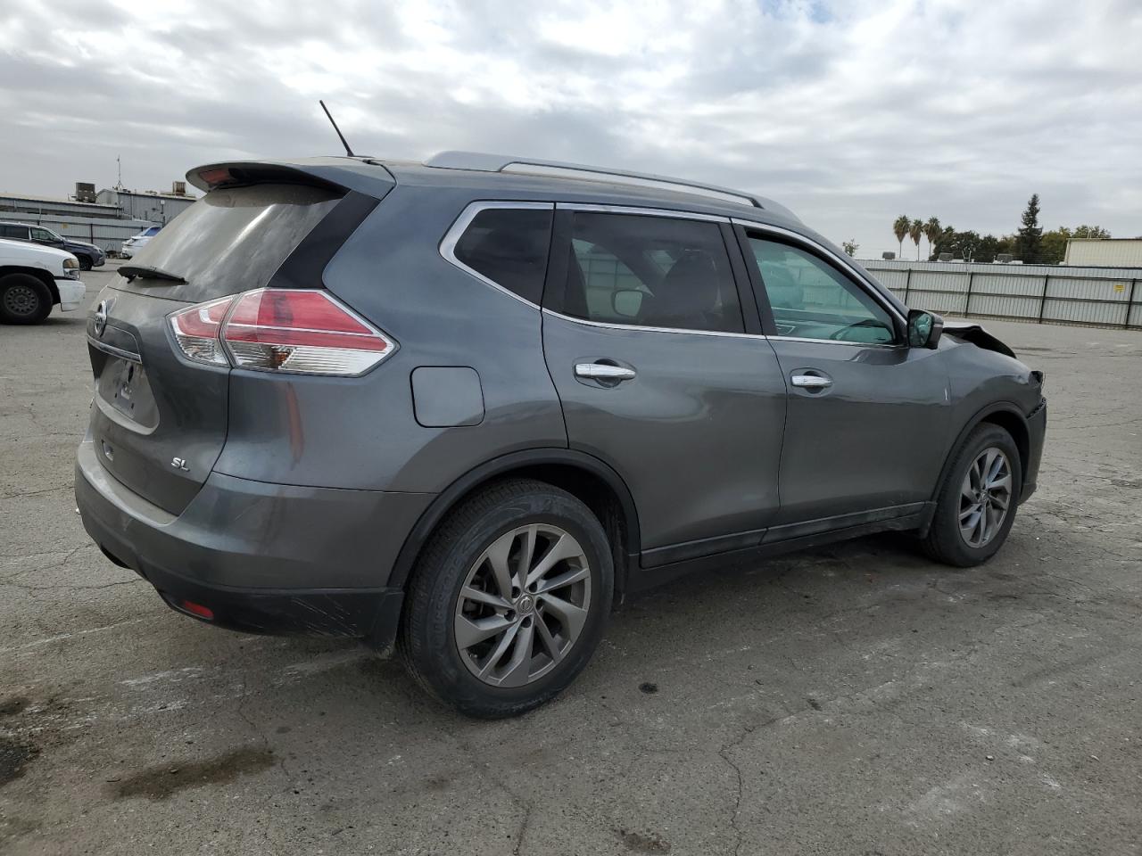 VIN 5N1AT2MT9FC855312 2015 NISSAN ROGUE no.3