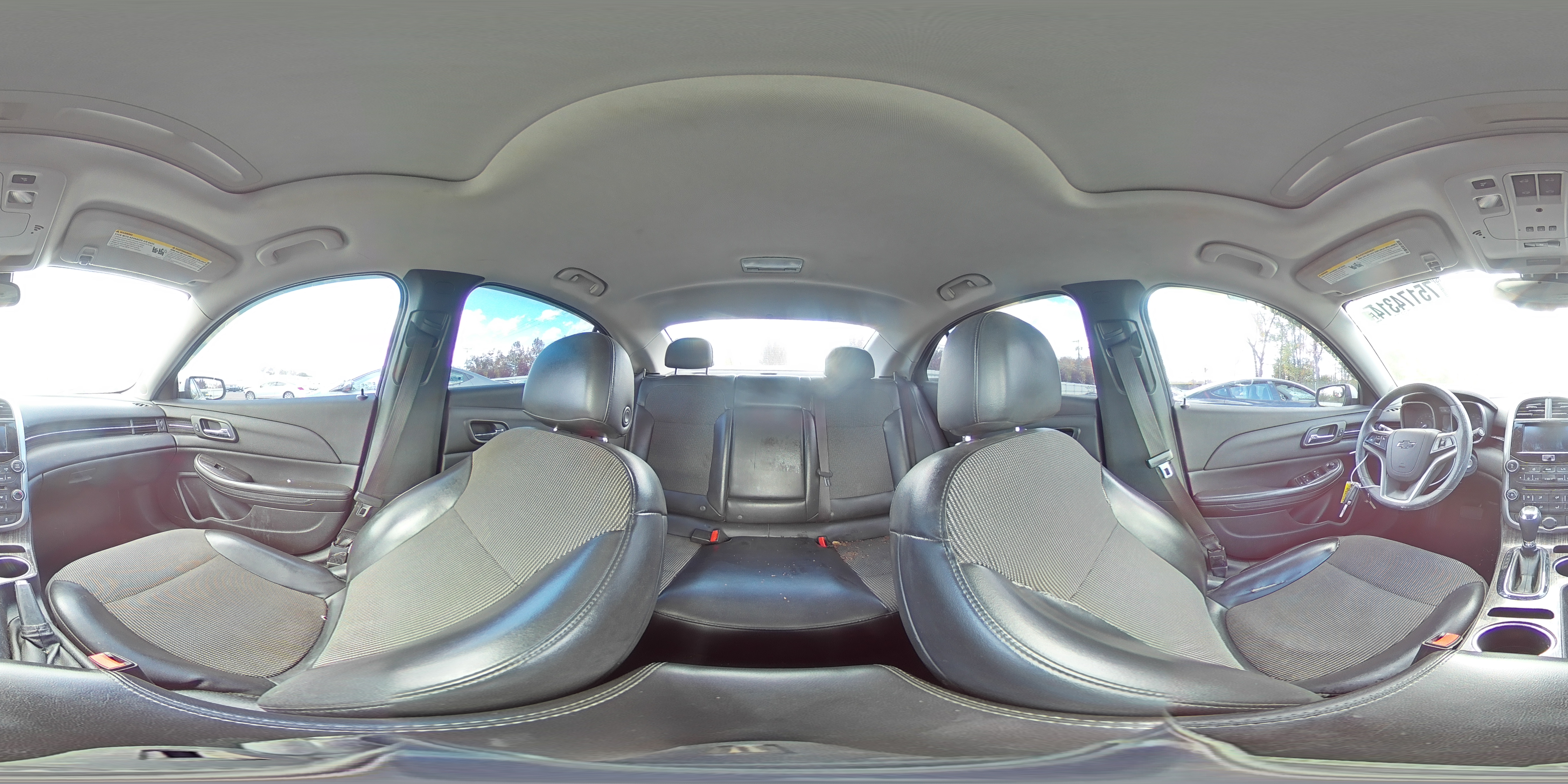 2016 Chevrolet Malibu - Image 13
