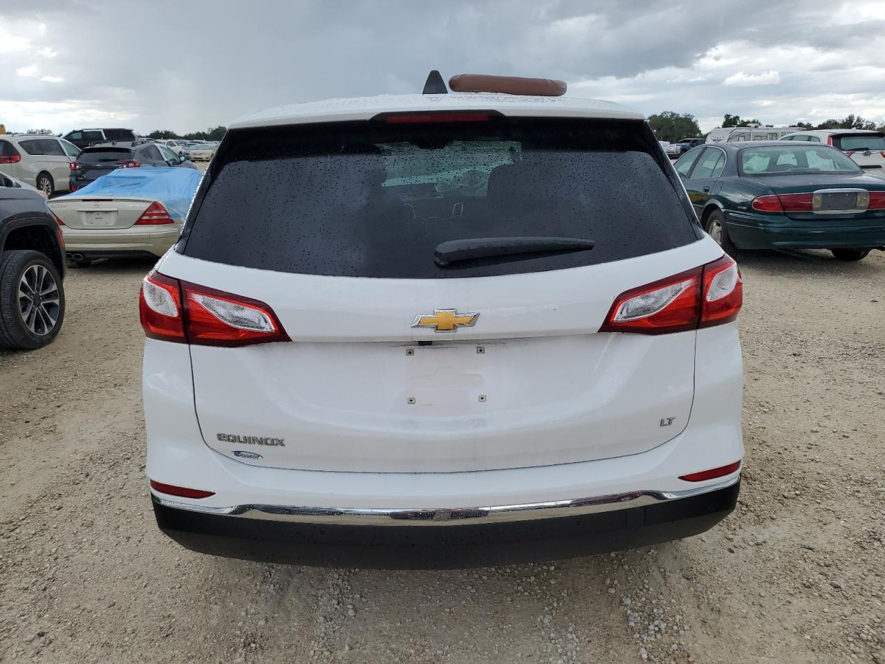 2GNAXJEV2J6164540 2018 Chevrolet Equinox Lt