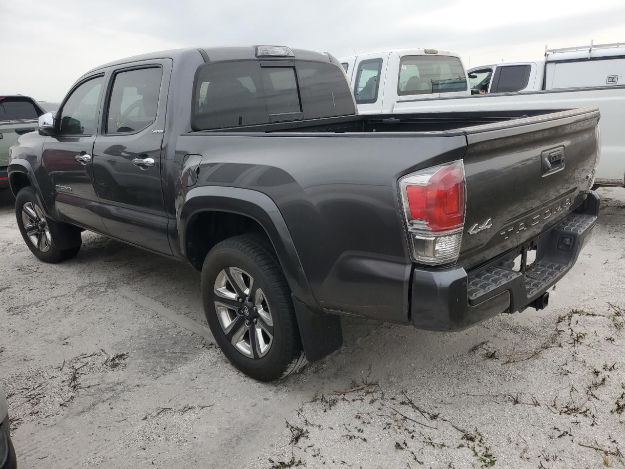 2017 Toyota Tacoma Double Cab VIN: 5TFGZ5ANXHX049267 Lot: 76486144