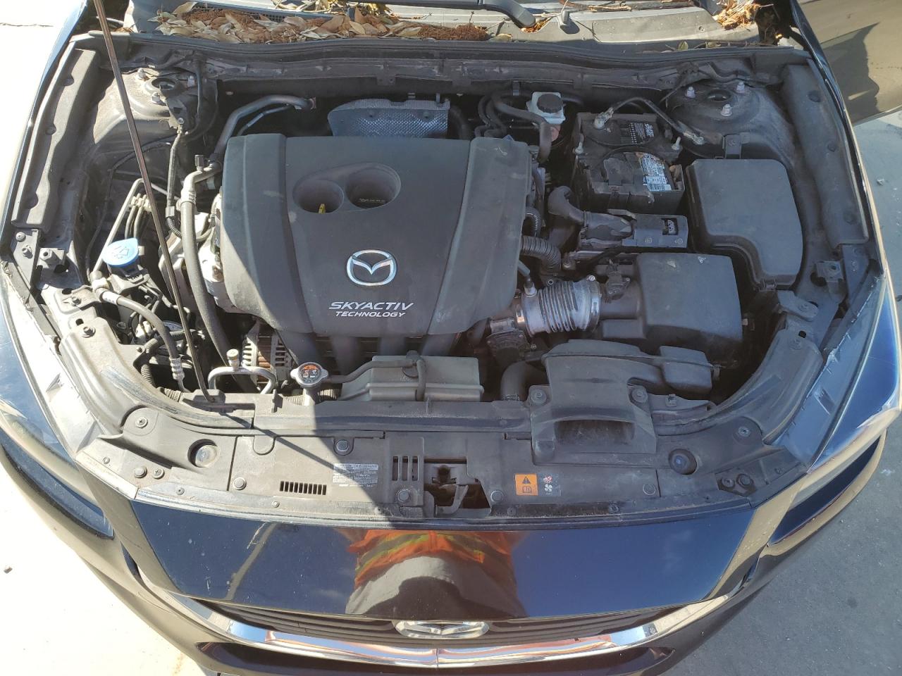 3MZBN1V3XJM262476 2018 Mazda 3 Touring