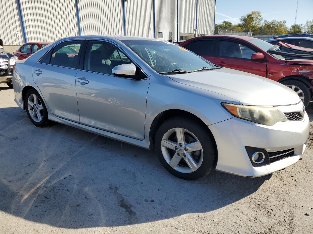 2014 Toyota Camry - Image 4