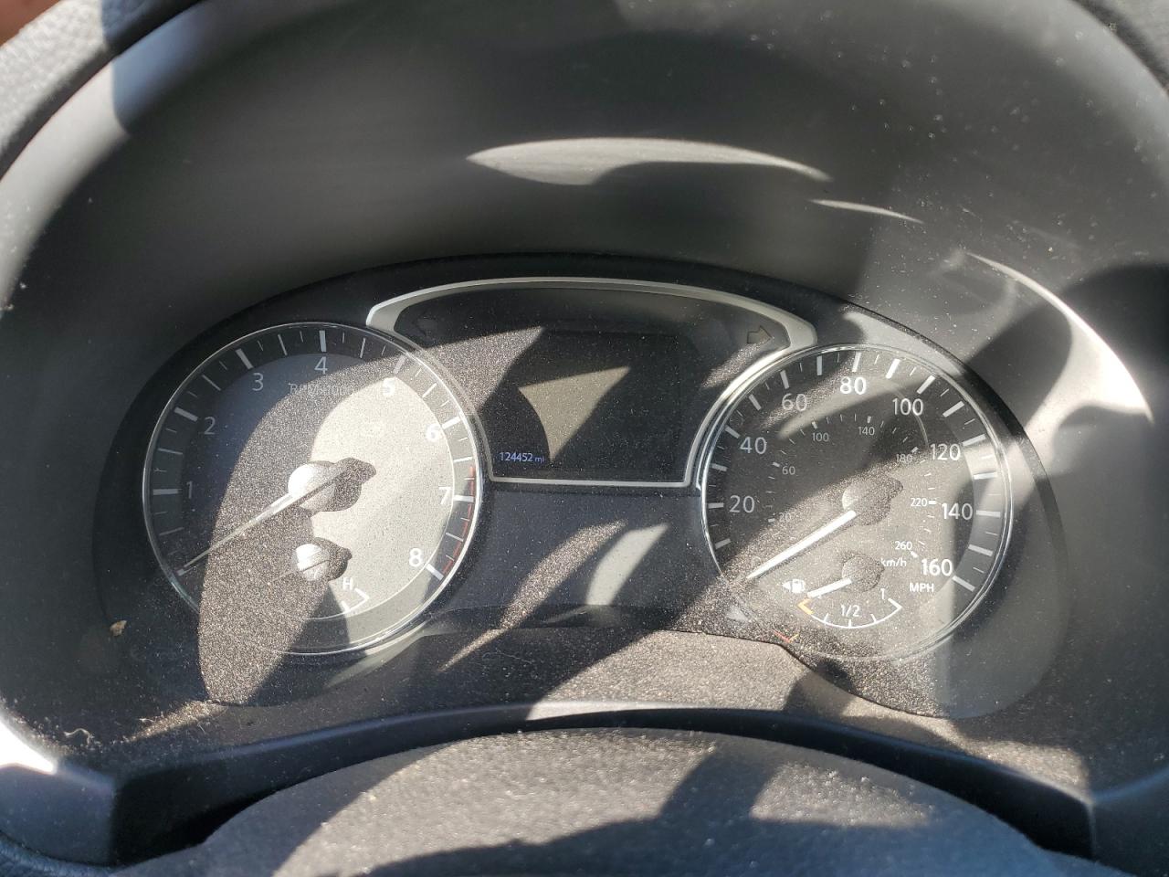 2018 Nissan Altima - Image 9