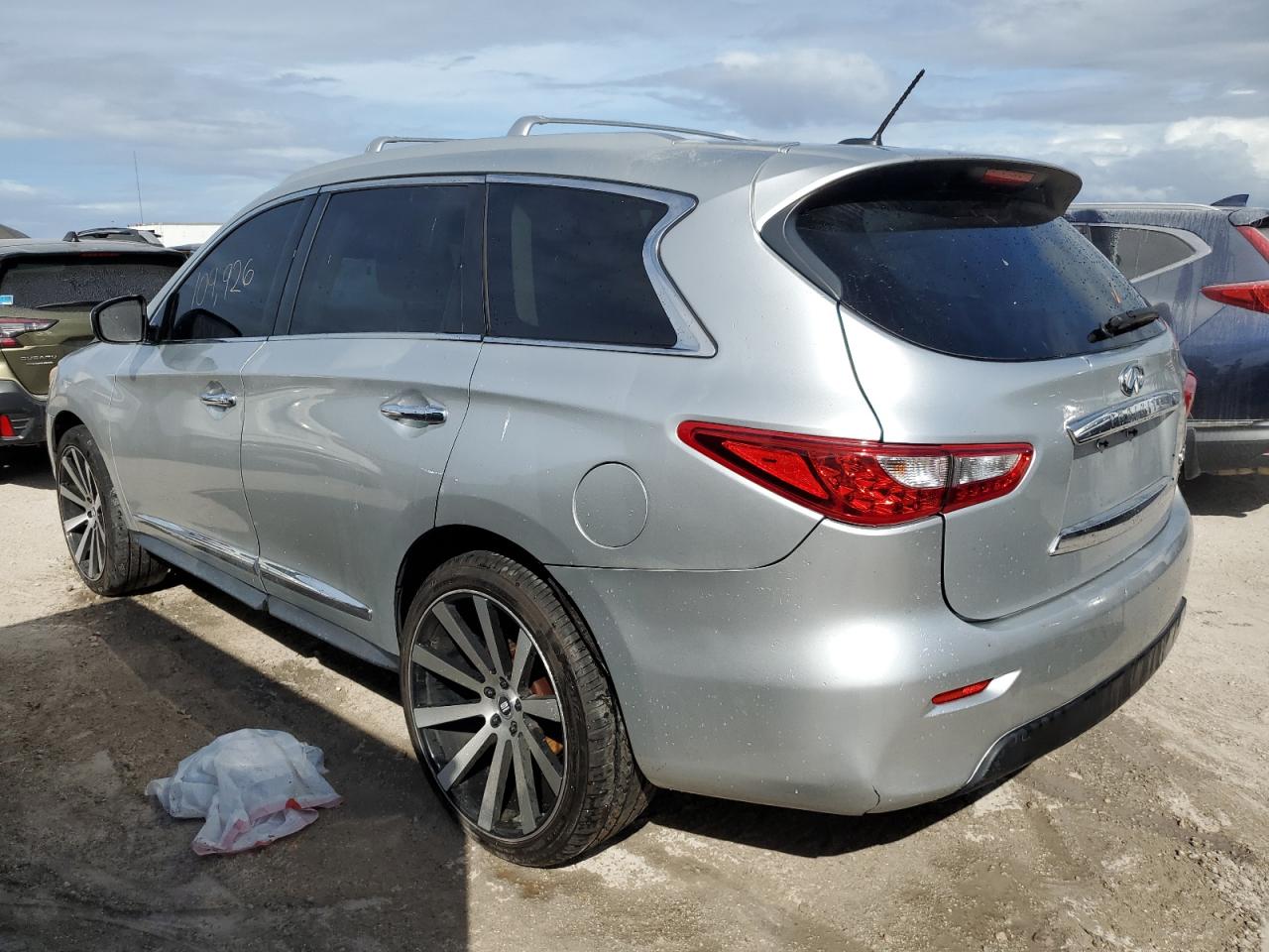 2015 Infiniti QX60 - Image 2