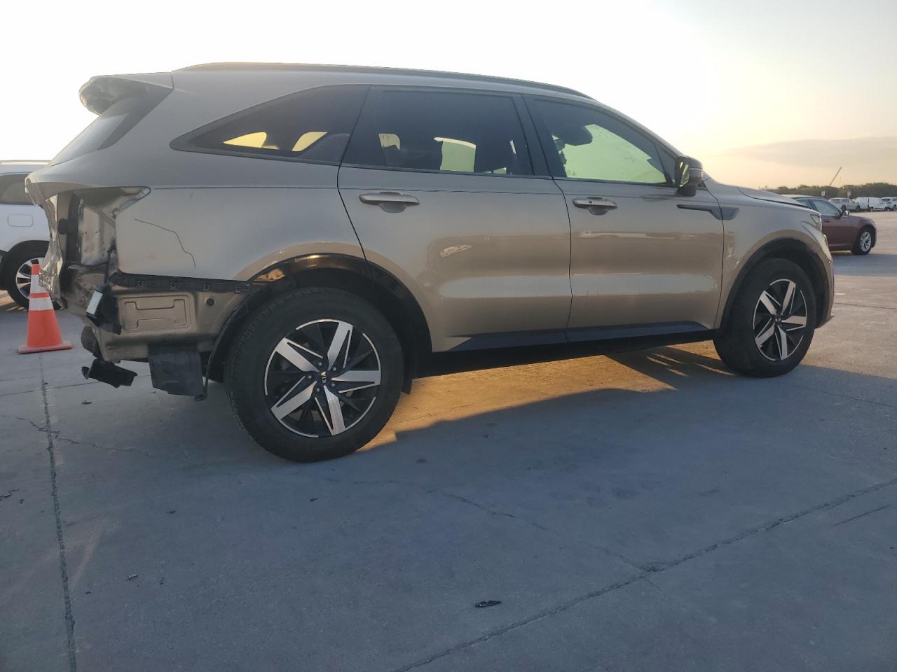 2021 Kia Sorento - Image 3