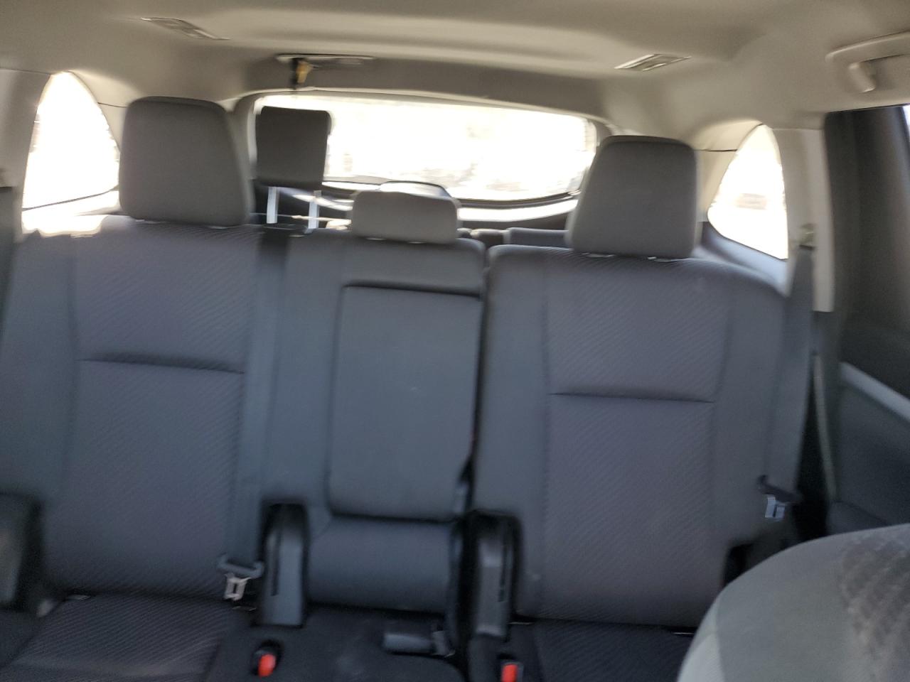 2018 Toyota Highlander Le VIN: 5TDBZRFH6JS913330 Lot: 76723384