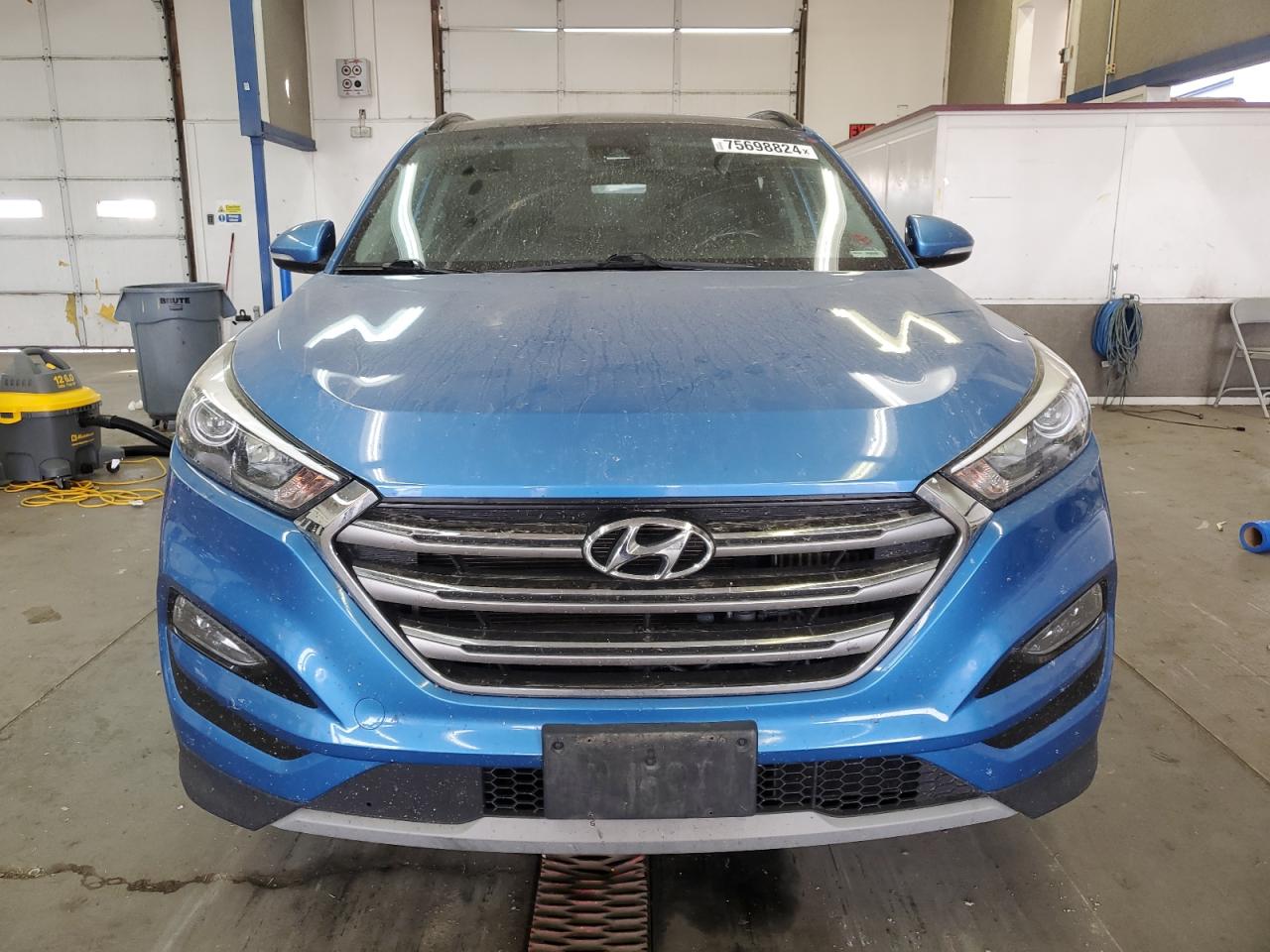 2017 Hyundai Tucson Limited VIN: KM8J3CA21HU497444 Lot: 75698824